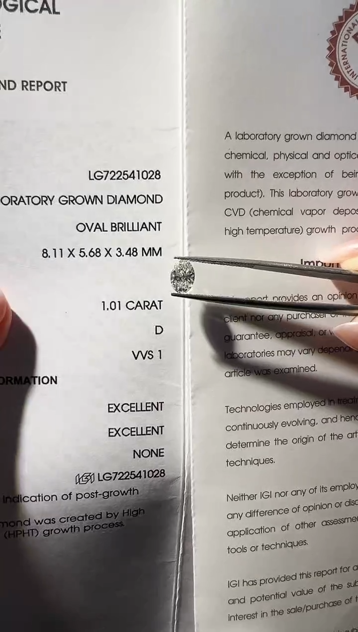 裸石合成钻石鱼*zLG1028   1.01ct