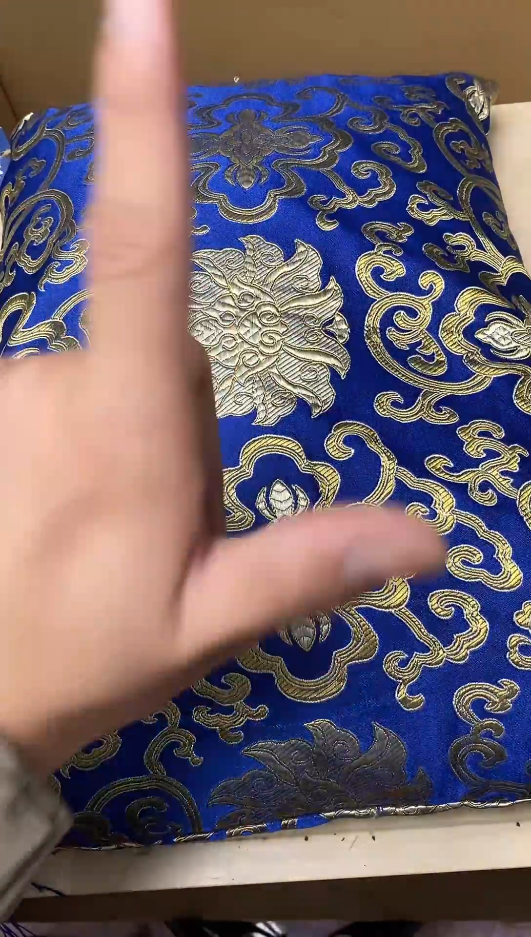 瓷片一***?瓷器杯子一物一拍