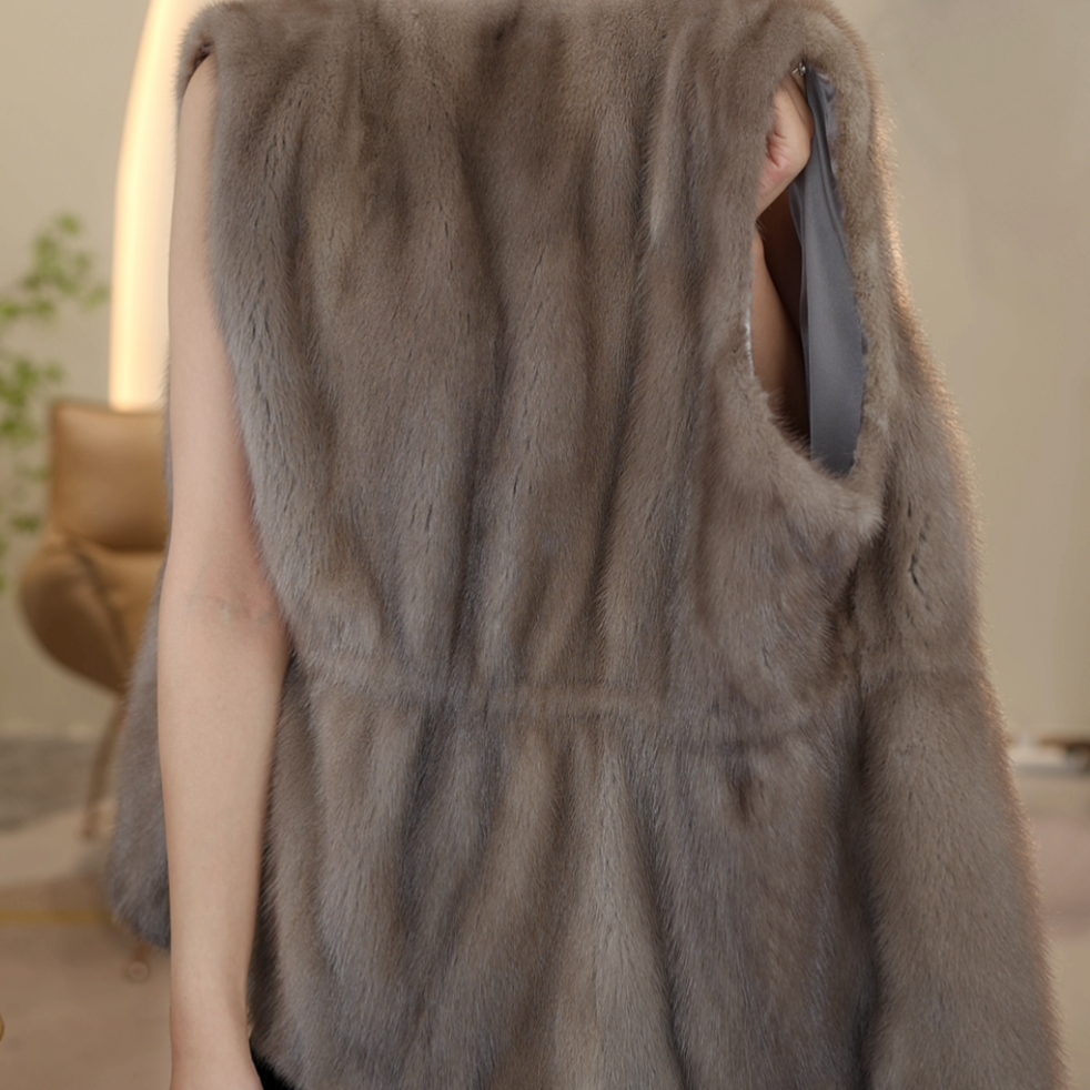 【海宁专柜正品】XC-雪-新款秋冬时尚气质毛茸茸显瘦百搭马甲外套1