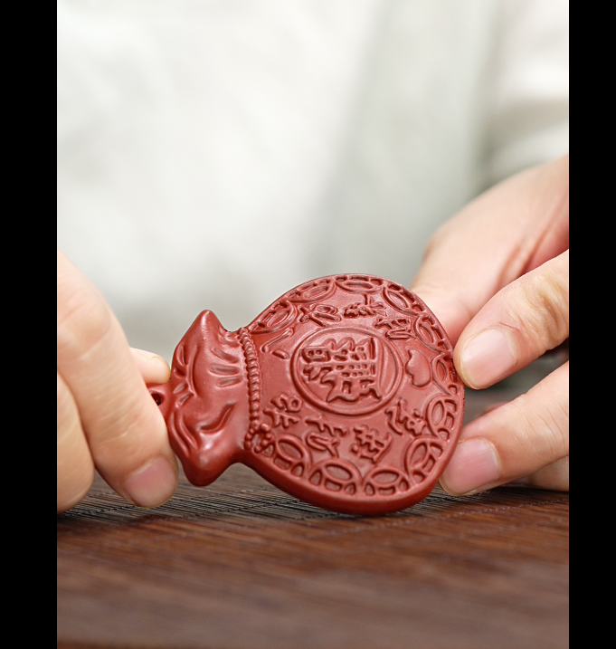 宜兴原矿高端紫砂茶宠摆件---手把件福袋