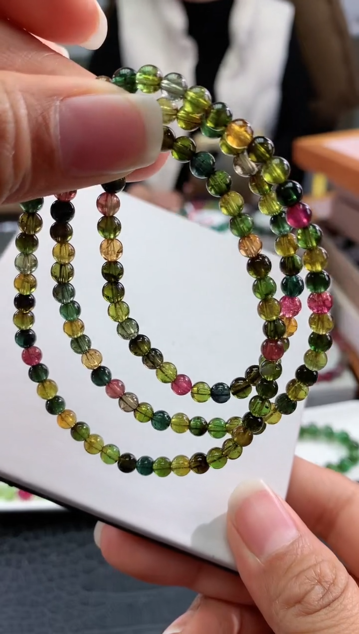 【闪购商品】碧玺手串未镶嵌多样性发一条