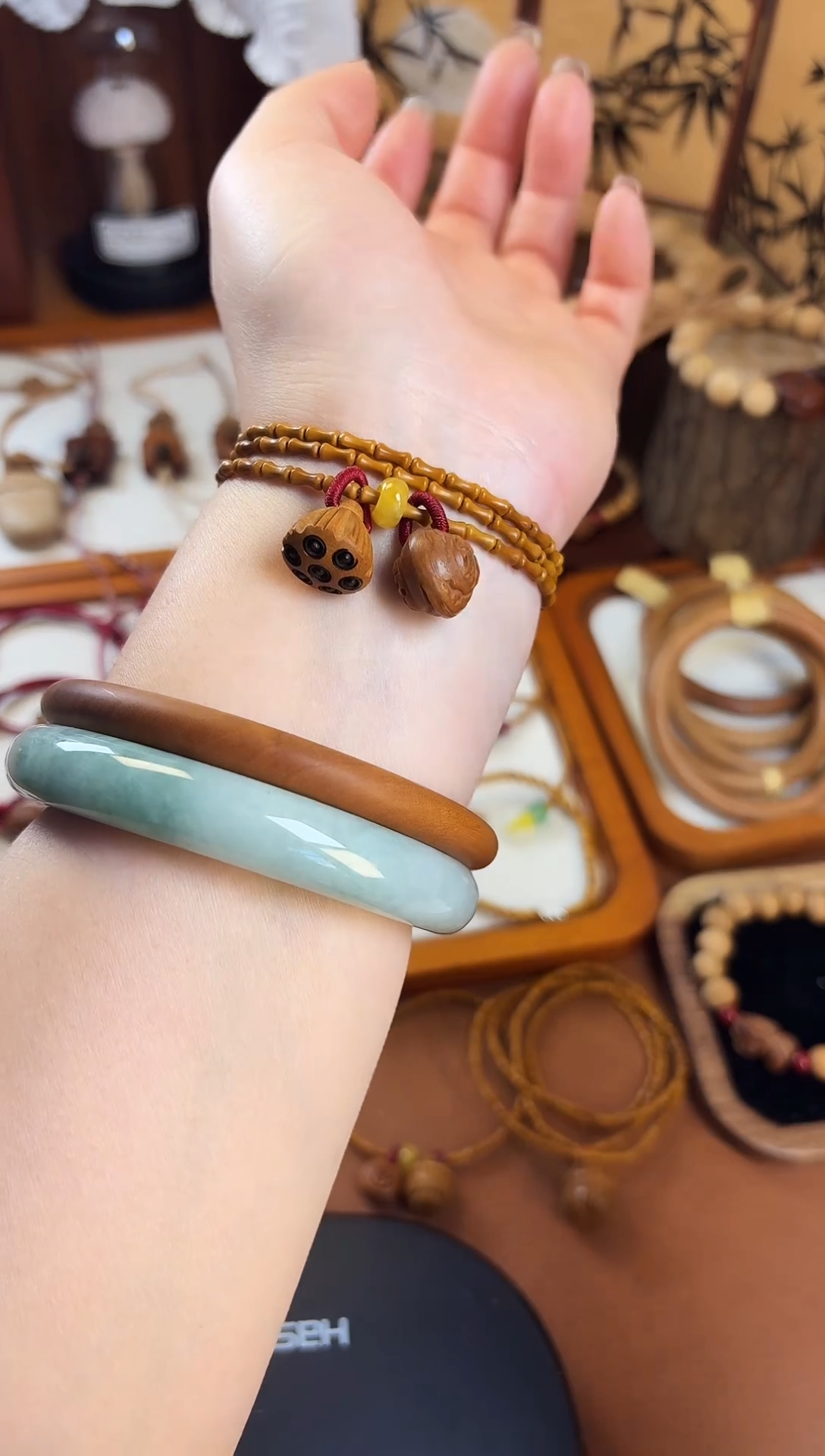 手串桃核竹节三圈福气莲莲