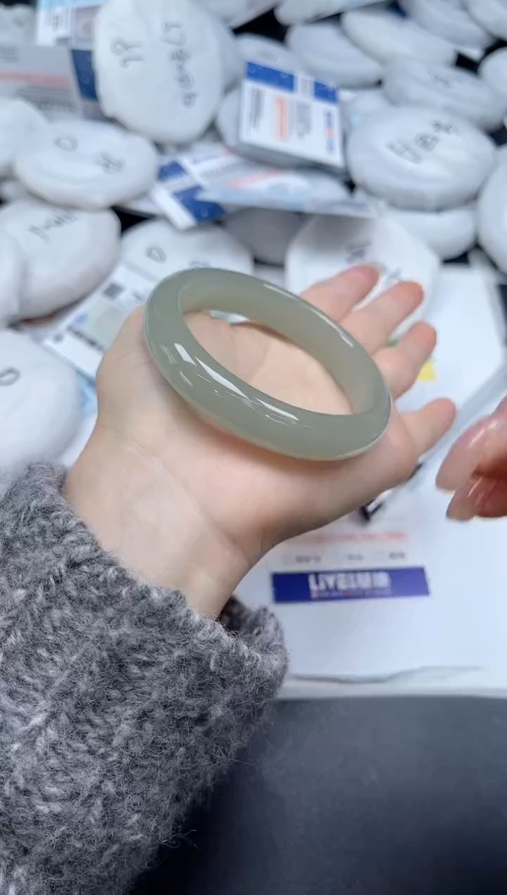 未镶嵌手镯石英质玉0109-55