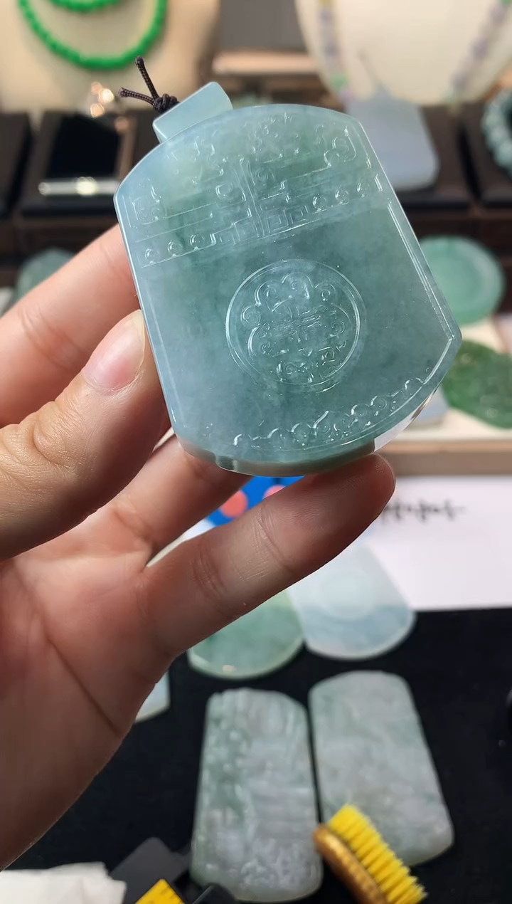 未镶嵌定制翡翠赵**～毛货不退不换