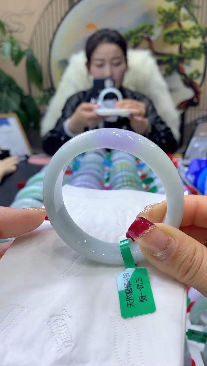 【闪购商品】翡翠手镯未镶嵌99913174