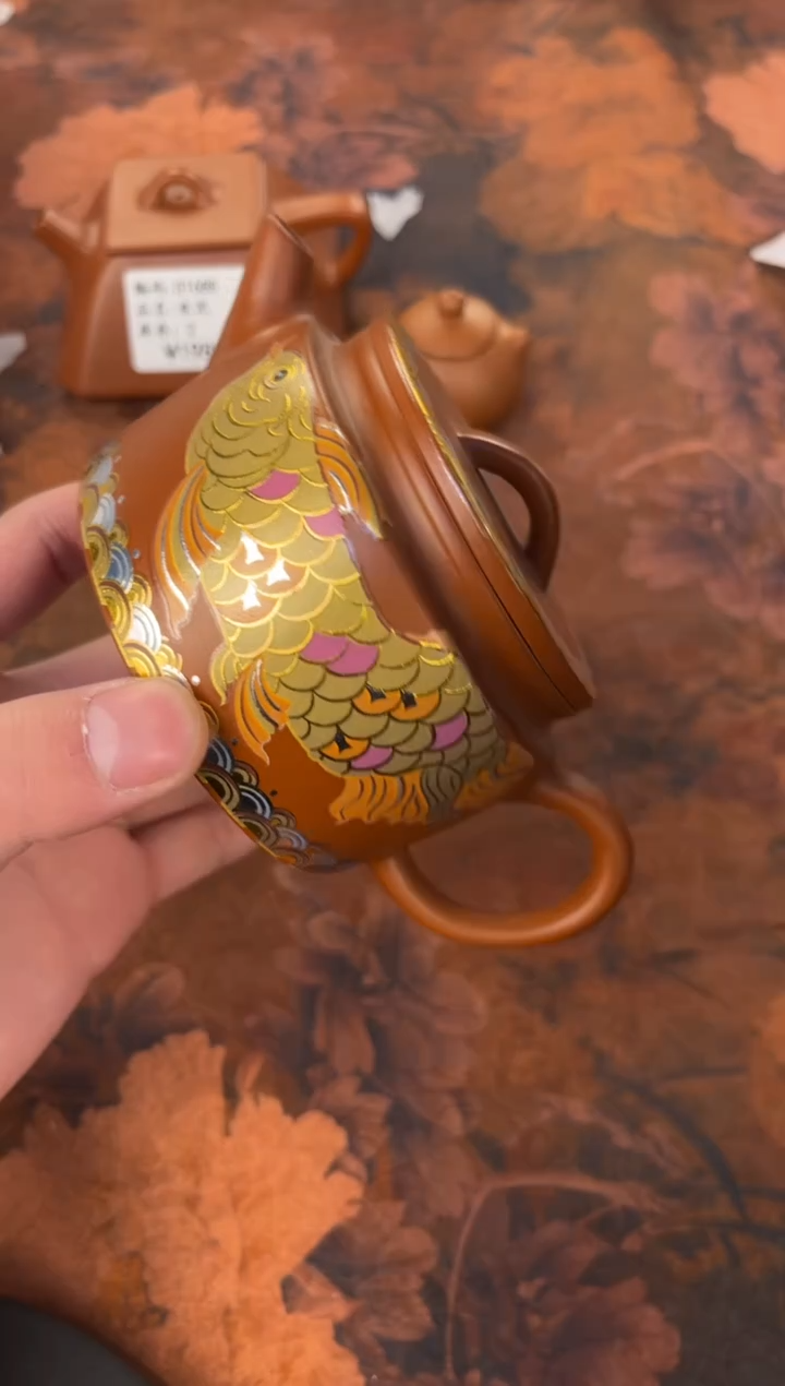 茶杯紫砂-鱼化龙汉瓦紫砂