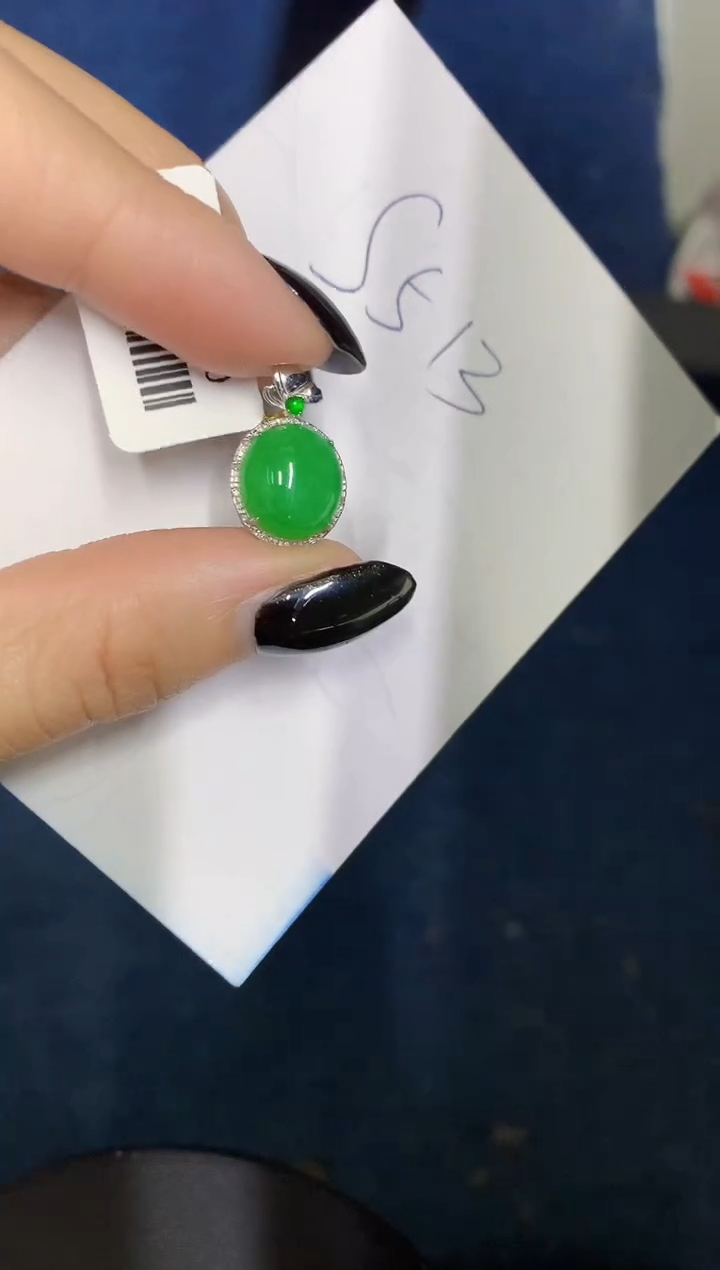 【闪购商品】翡翠颈饰18K金镶嵌000000000000