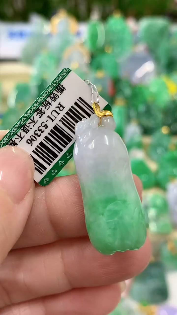 【闪购商品】翡翠颈饰18K金镶嵌挂件