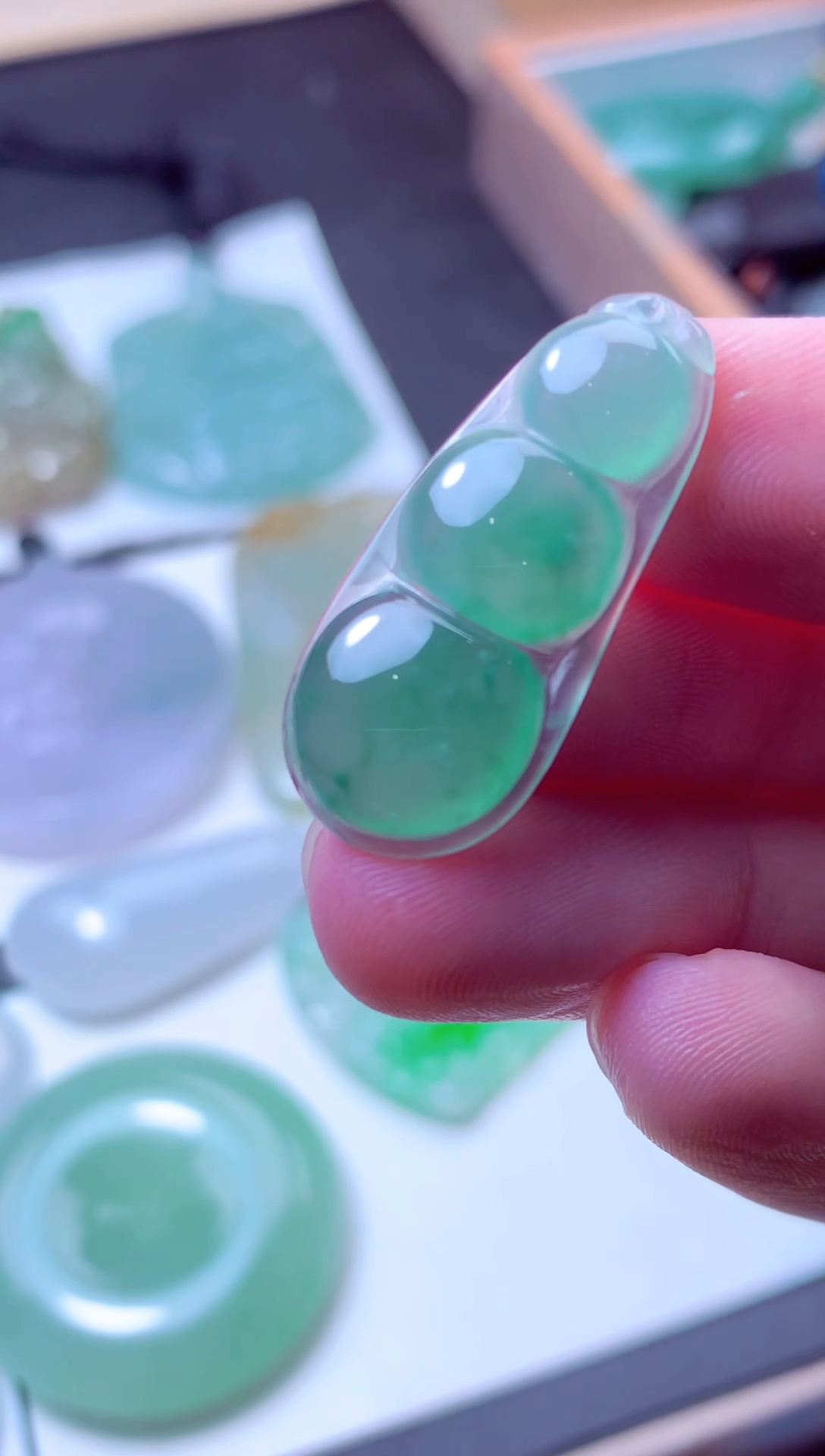 颈饰未镶嵌翡翠天然A货翡翠 天然A货翡翠天然翡翠多样性发货 发一