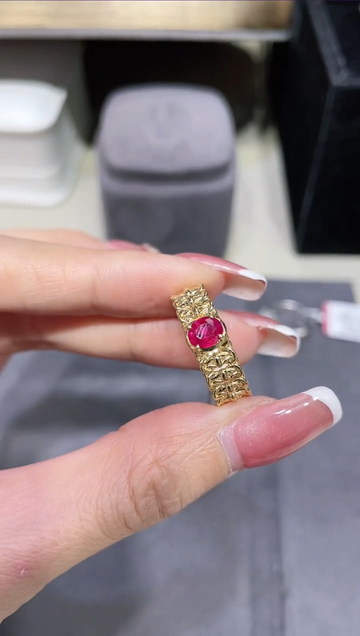 【闪购商品】红宝石戒指18K金镶嵌·