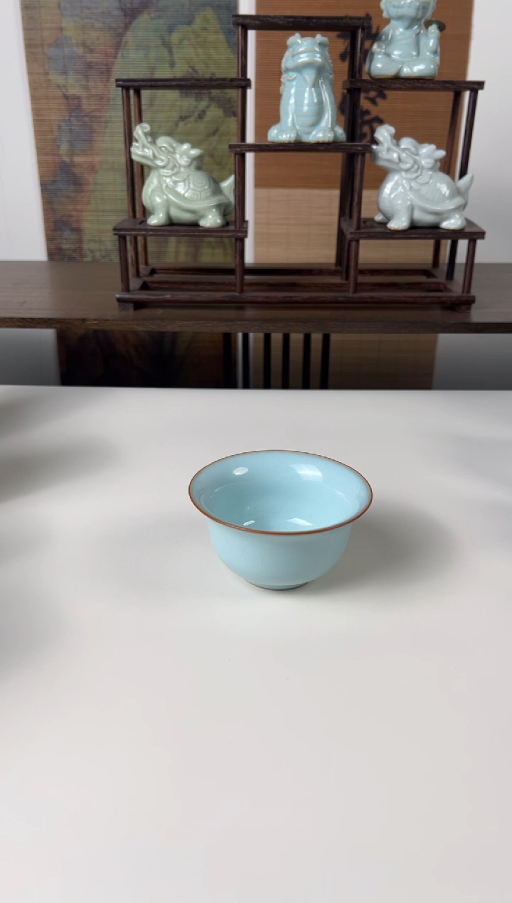 【闪购商品】杯珑匠天青圈足大压手微