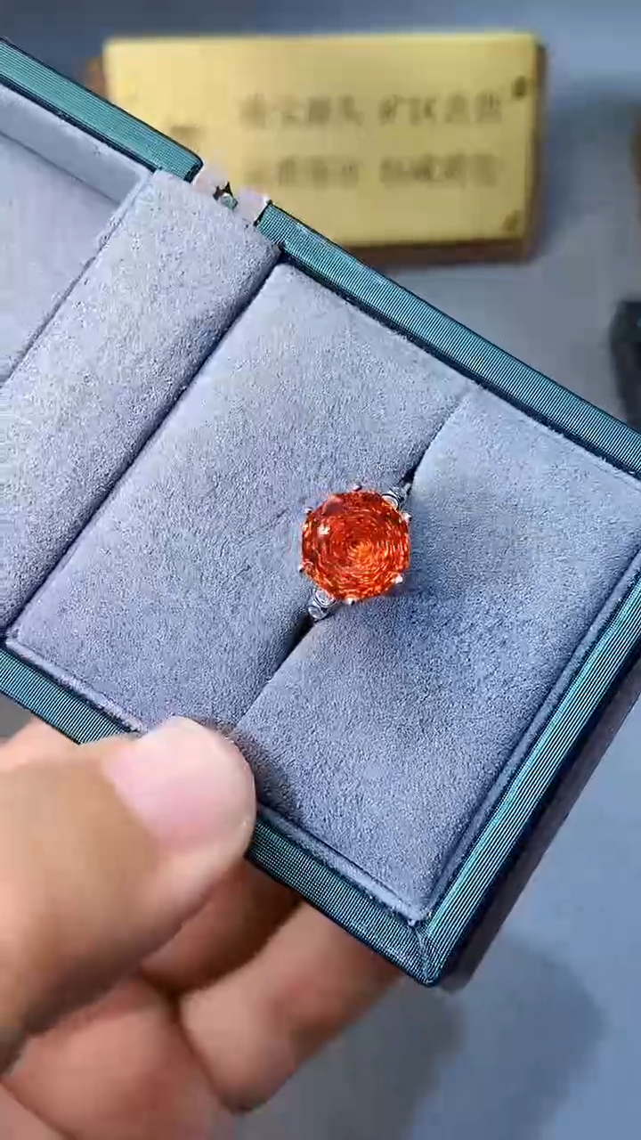 【闪购商品】石榴石戒指银S925镶嵌35444
