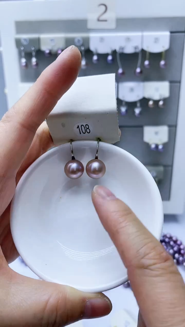 【闪购商品】淡水珍珠耳饰银S925镶嵌108