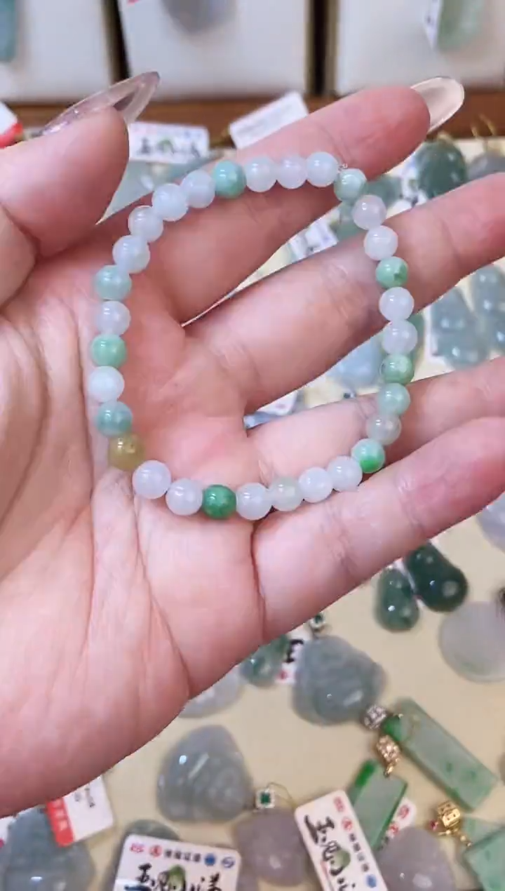【闪购商品】翡翠颈饰未镶嵌天然缅甸A货翡翠颈饰配绳带礼盒