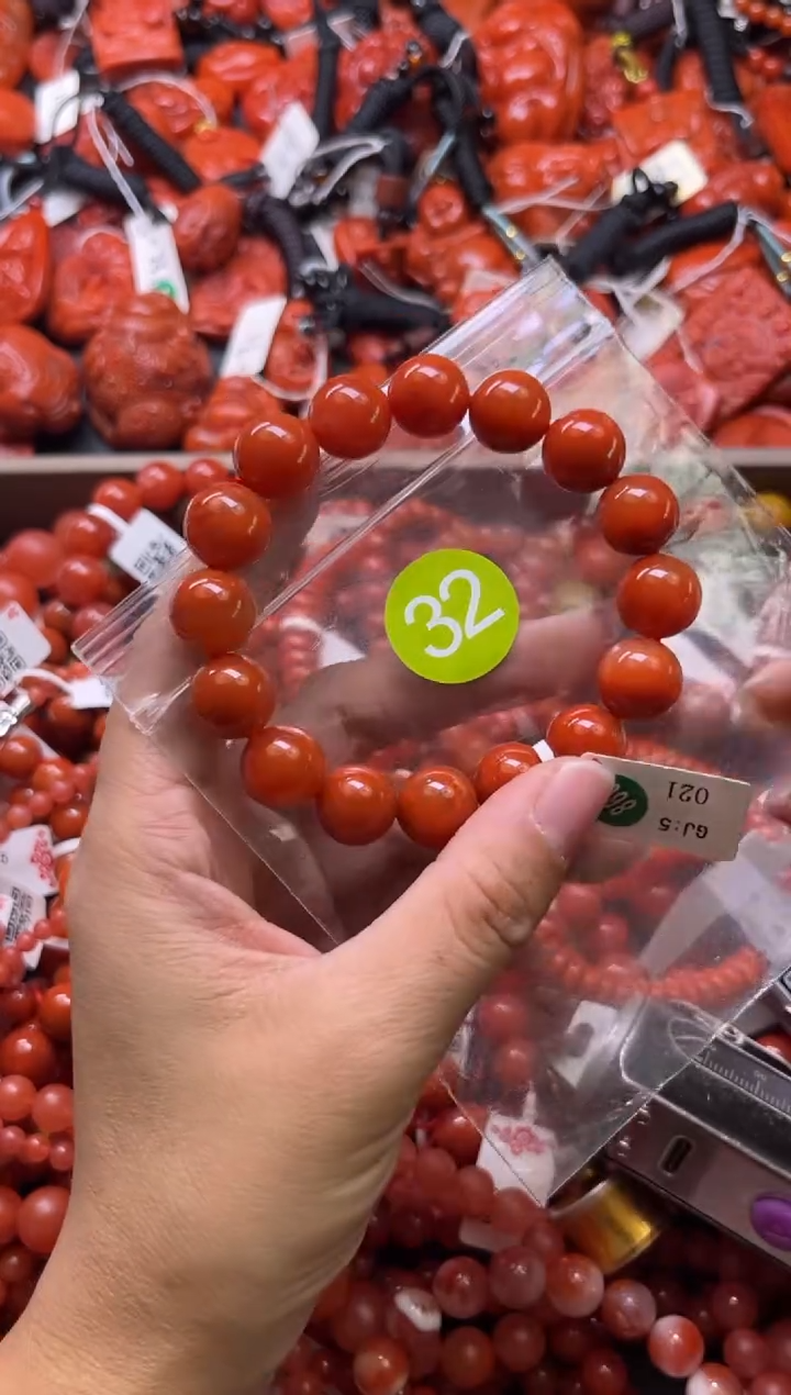 南红玛瑙未镶嵌珠宝奇石32-12+