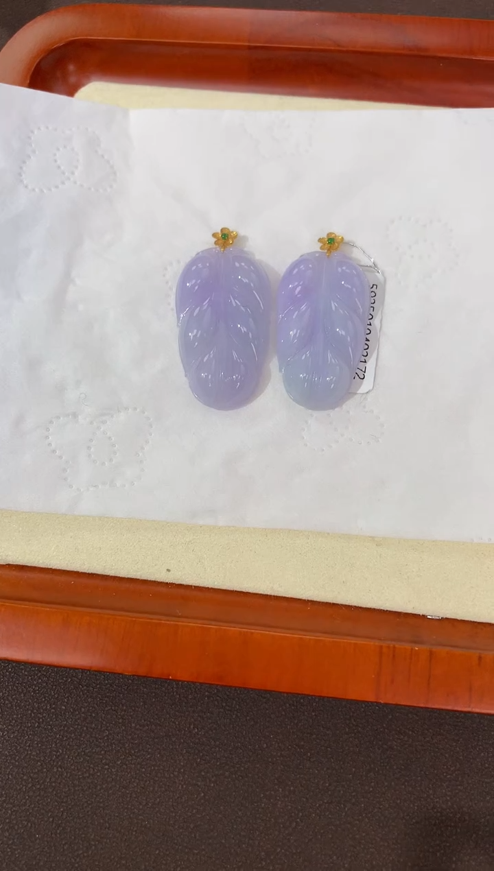 【闪购商品】翡翠颈饰18K金镶嵌天然缅甸a货翡翠(多样性发其一)