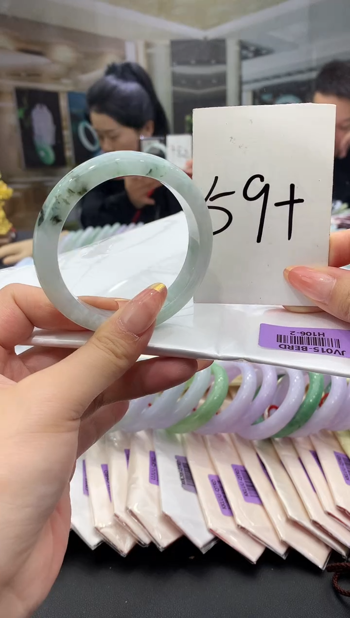 未镶嵌手镯翡翠AAAA