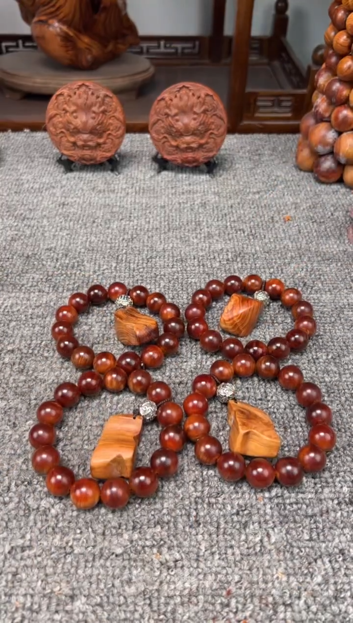 柏木（崖柏）1.5崖窝黑骨蜜结糖 秒沉水香味浓郁