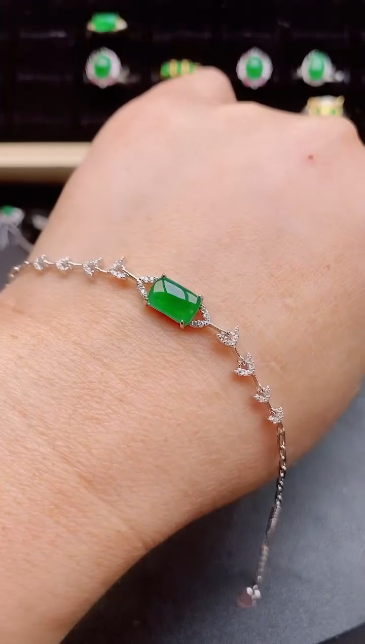 【闪购商品】翡翠手链银S925镶嵌12121