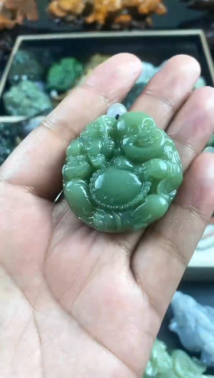 和田玉未镶嵌颈饰1