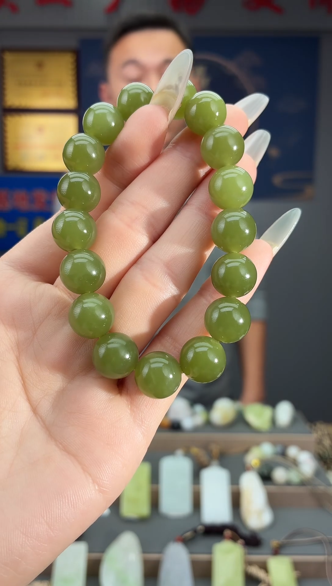 颈饰未镶嵌和田玉1