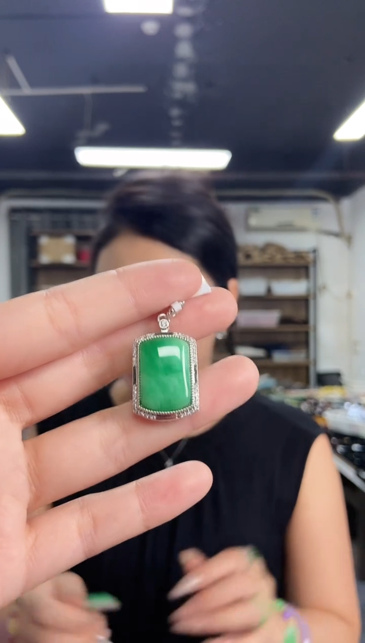 翡翠未镶嵌颈饰闪购链接多样性发其一颜色微差