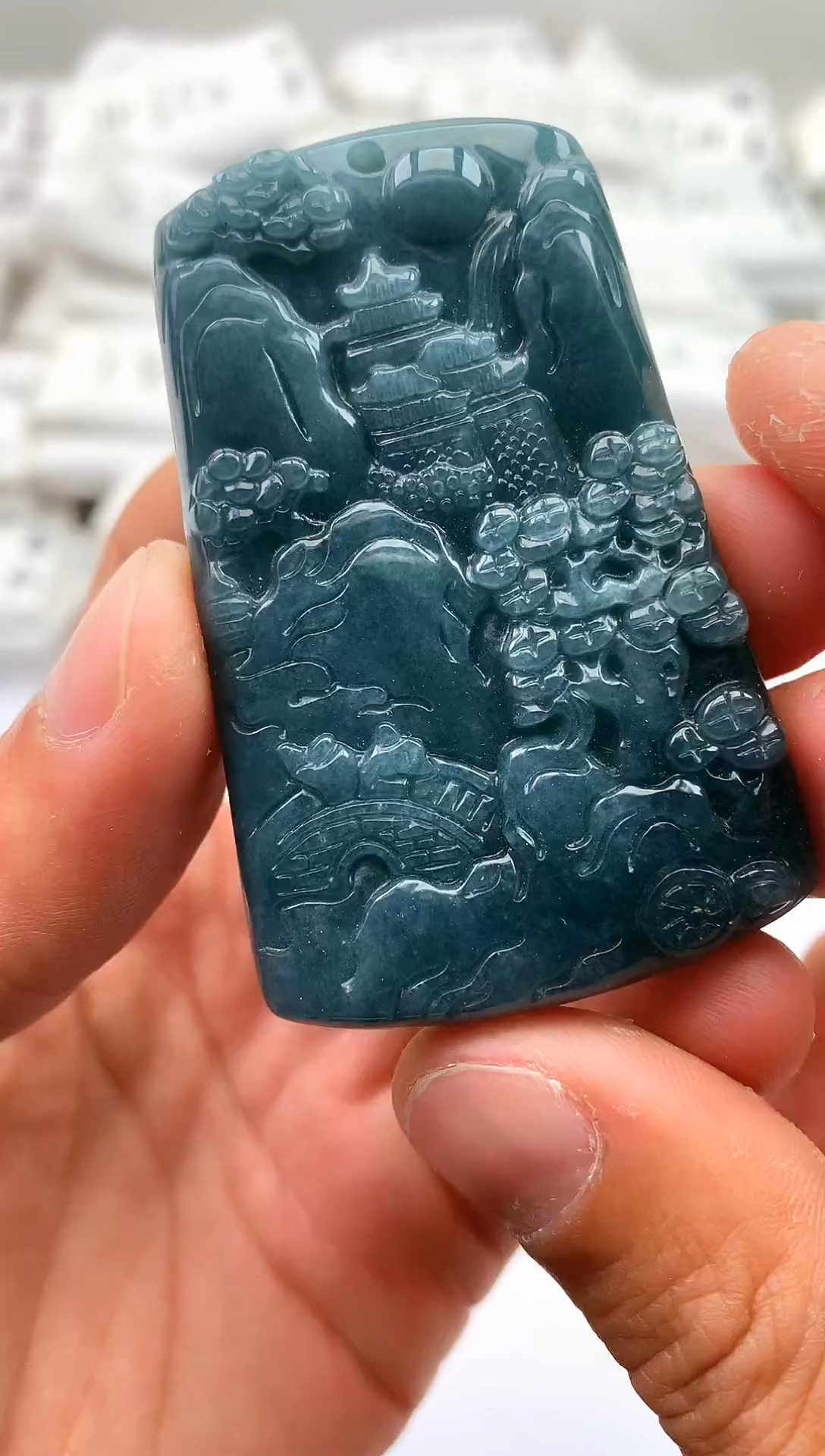 【闪购商品】翡翠颈饰未镶嵌山水牌【品质一般介意慎拍】