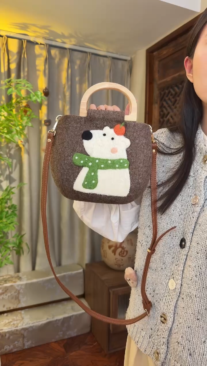 羊毛非遗羊毛毡包 D木北极熊