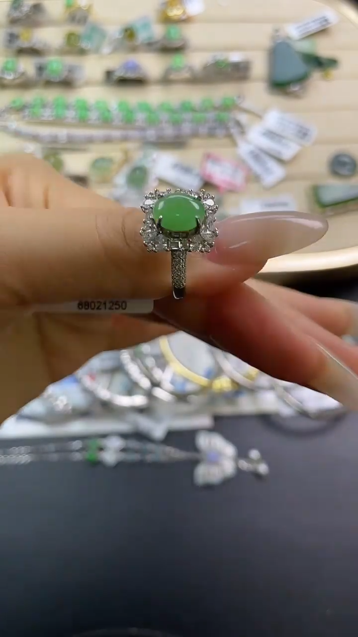 银S925镶嵌戒指翡翠翡翠 蛋面 银S925镶嵌