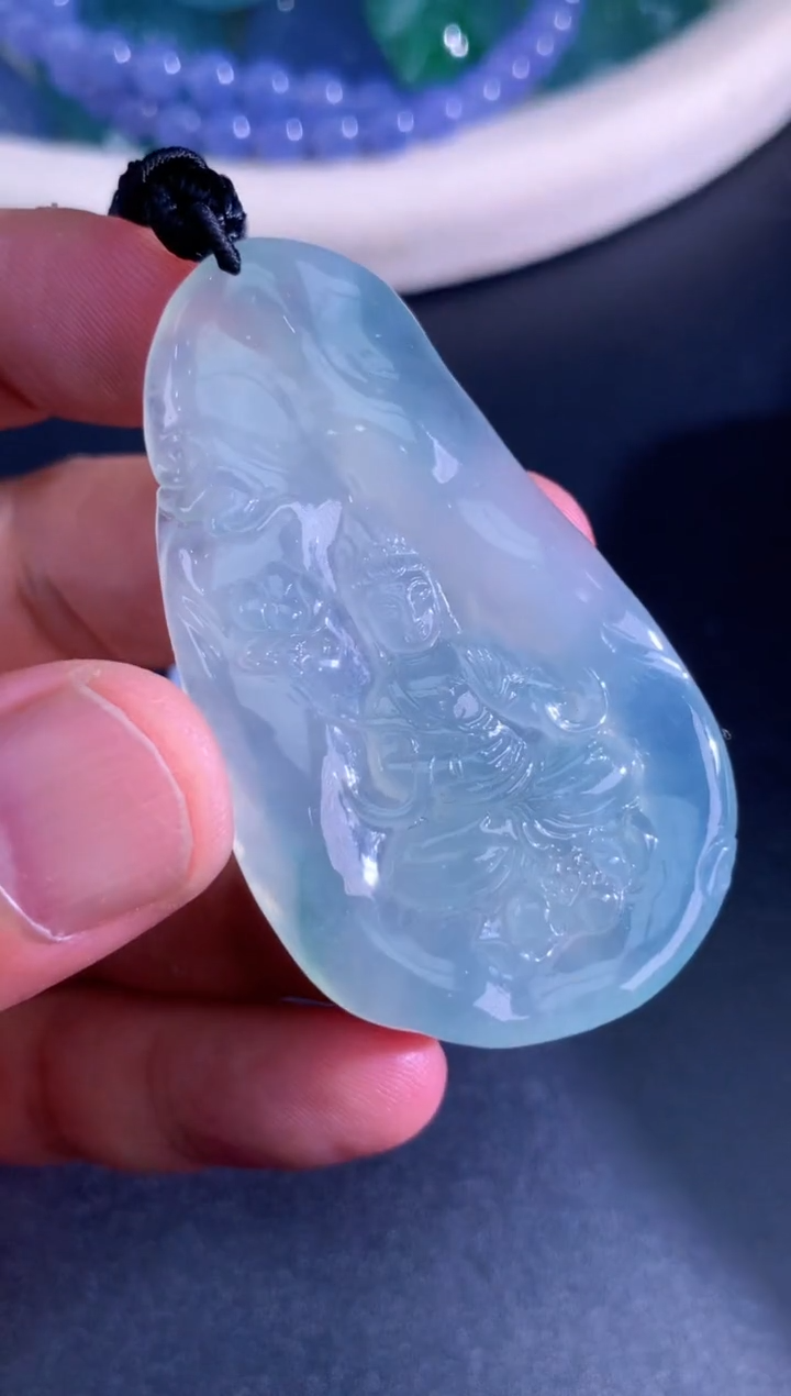 翡翠未镶嵌颈饰天然A货翡翠