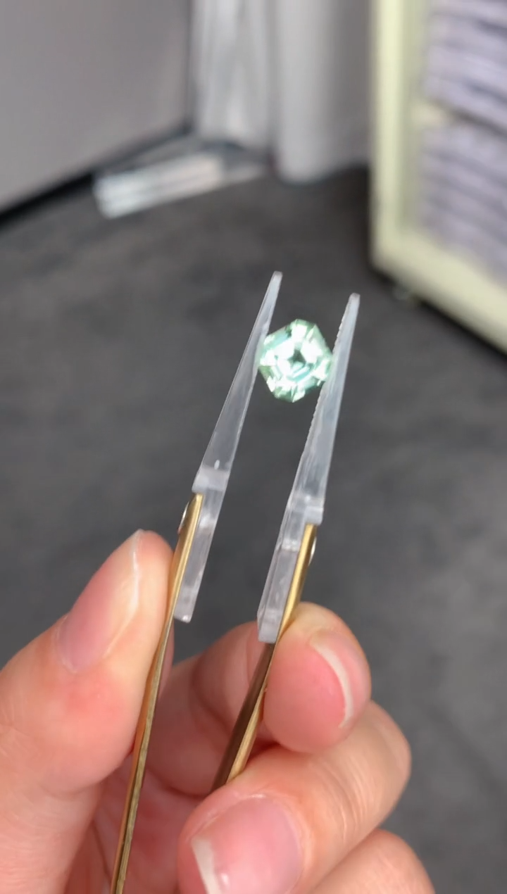 【闪购商品】裸石未镶嵌碧玺1.7ctct绿碧玺