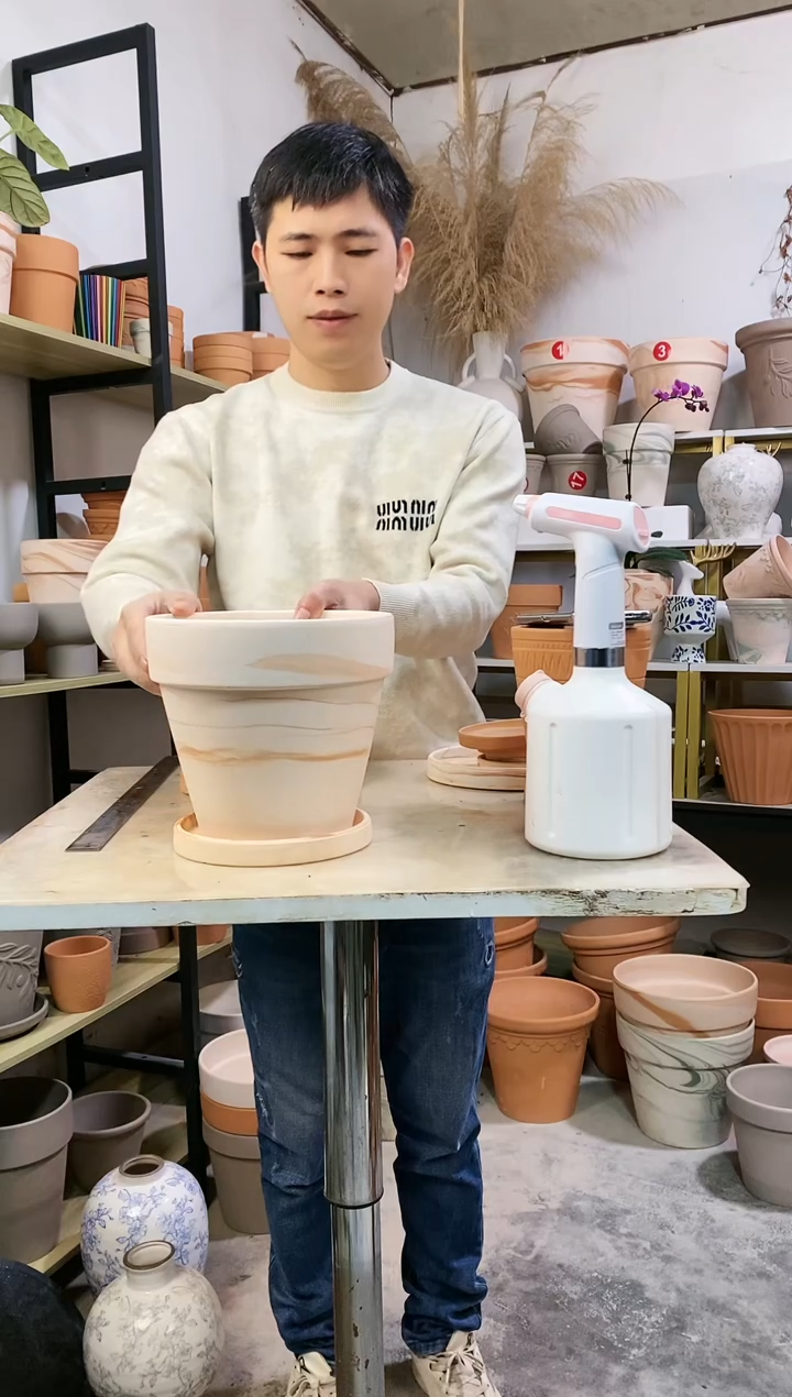 【闪购商品】红陶20*19玛奇朵 1盆1托