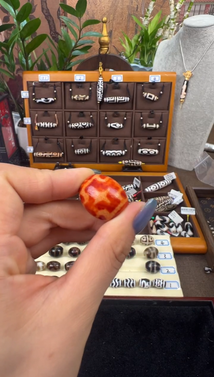 玛瑙/玉髓吊坠(不含链)未镶嵌9.（微瑕随机发货)