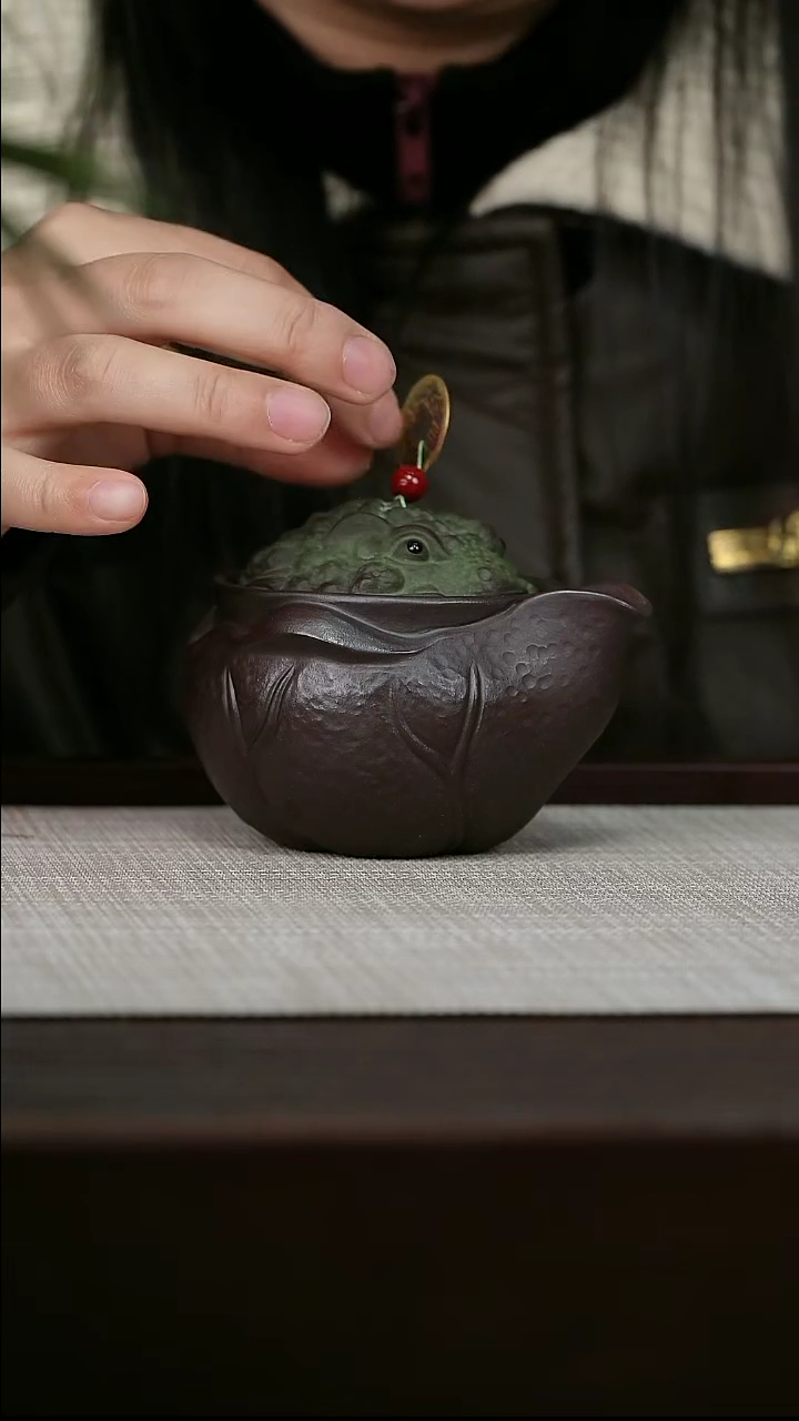 【闪购商品】宜兴原矿紫砂壶茶壶180C