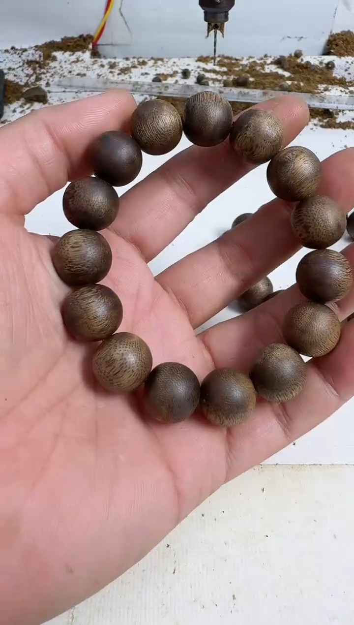 【闪购商品】沉香手串乌身1.5规格单圈18克