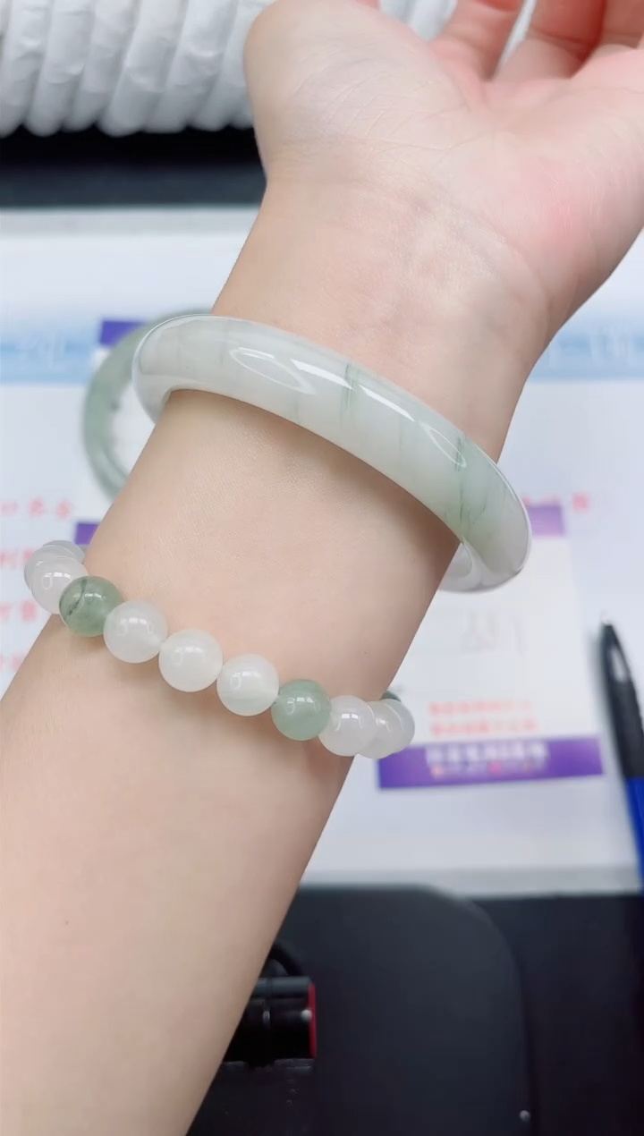 【闪购商品】石英质玉手镯未镶嵌7#58.1