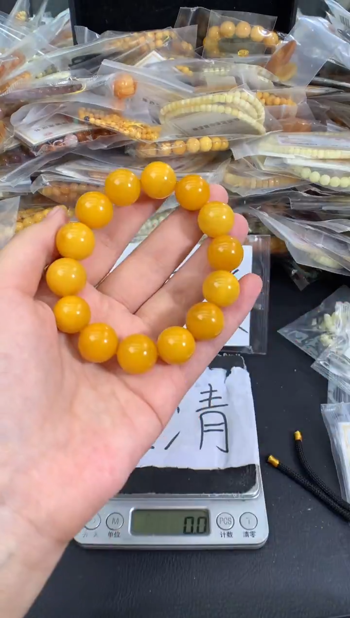 蜜蜡未镶嵌珠宝奇石1