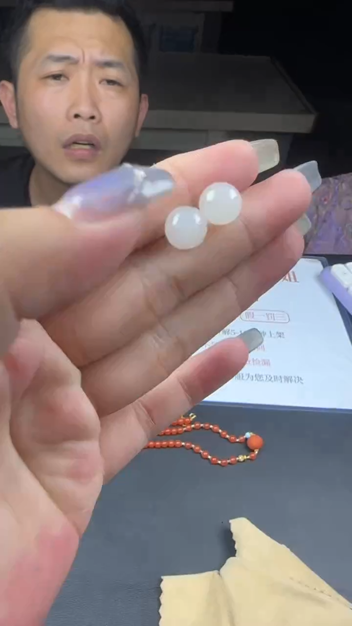 和田玉18K金镶嵌耳饰多样性-耳饰-R1761