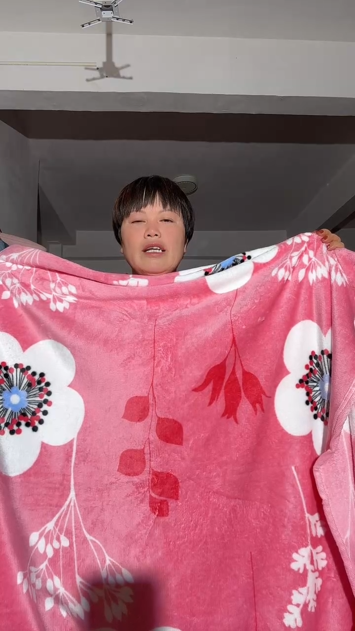 聚酯纤维2.米床单粉色大桃花