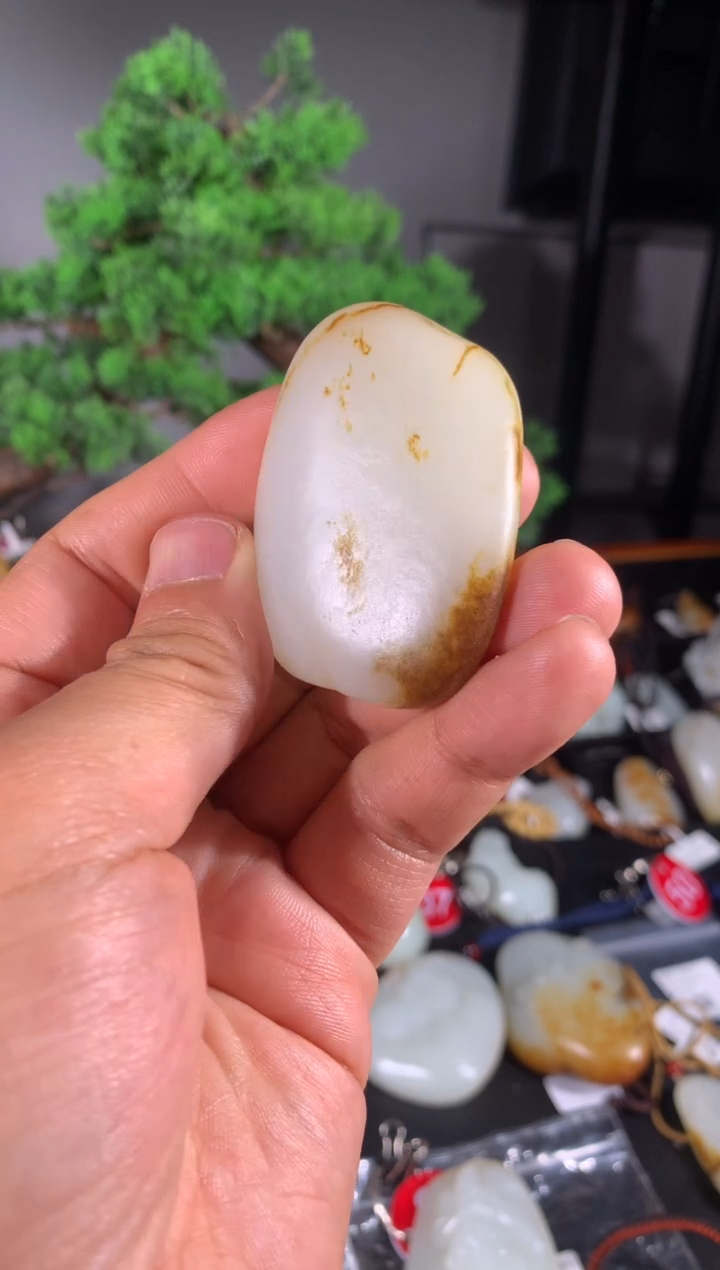 和田玉未镶嵌挂件其他