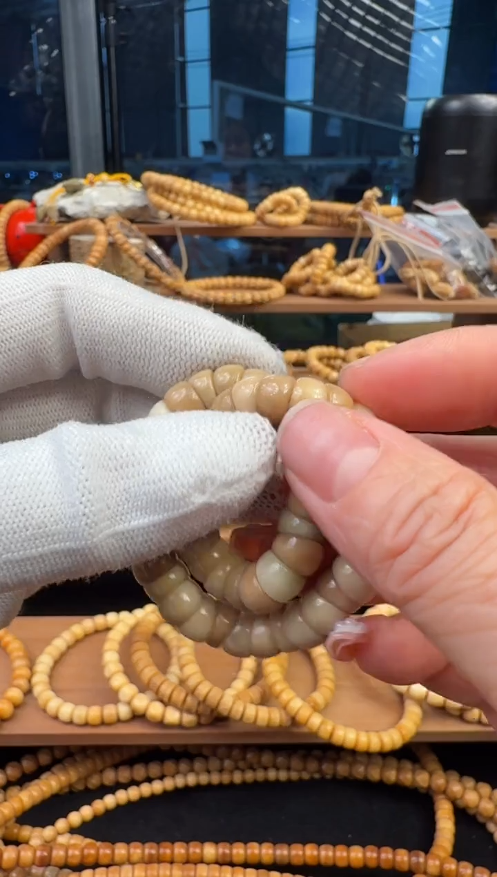 【闪购商品】菩提根/象牙果手串龙脊多宝大肠*卡8（52颗）