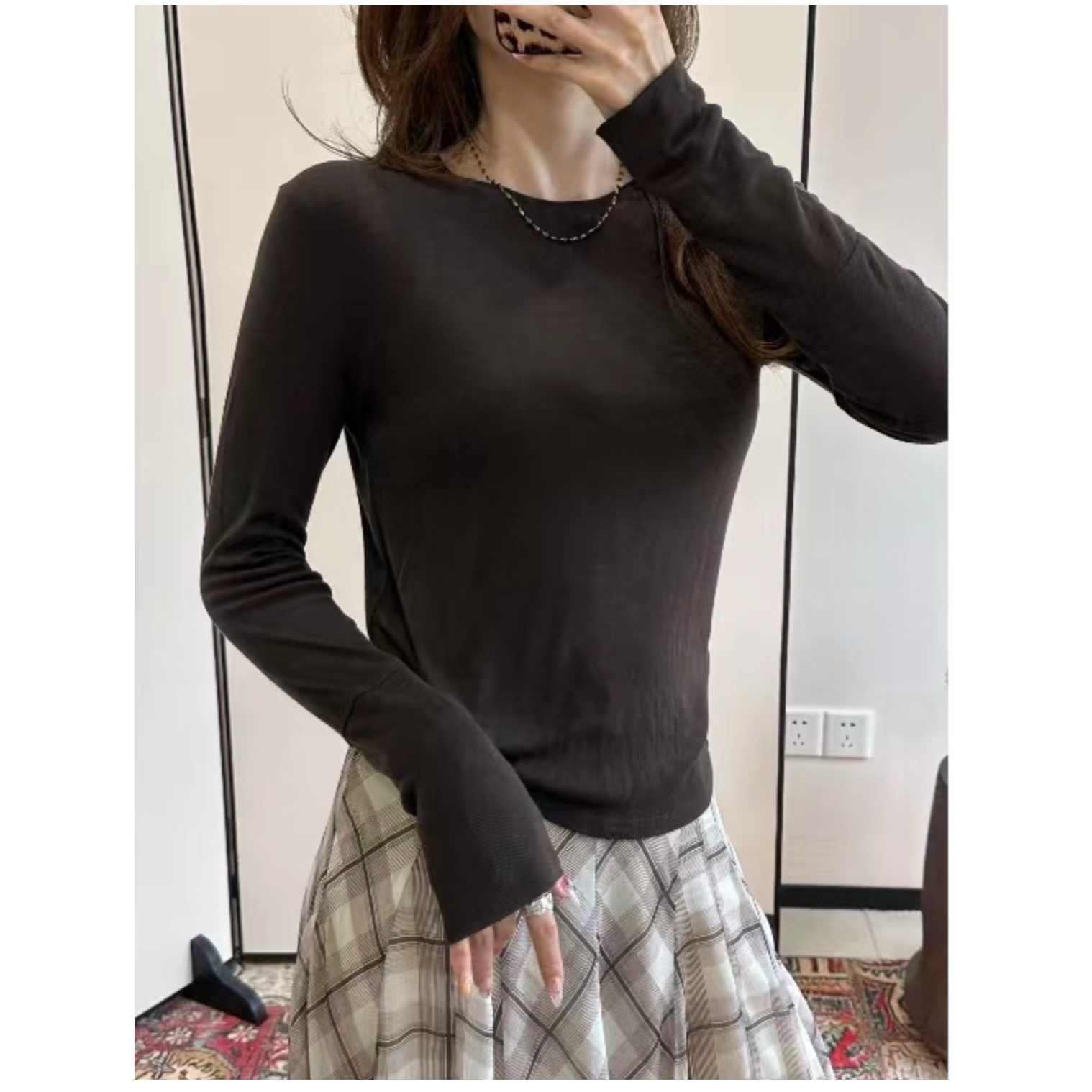 秋季显瘦女装套装2025新款简约小众长袖上衣打底衫格纹休闲半身裙