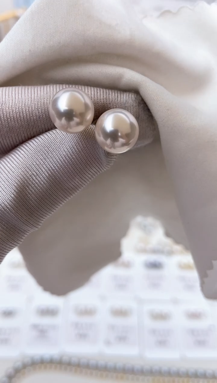 【闪购商品】海水珍珠耳饰18K金镶嵌特选天女素钉9.5-10