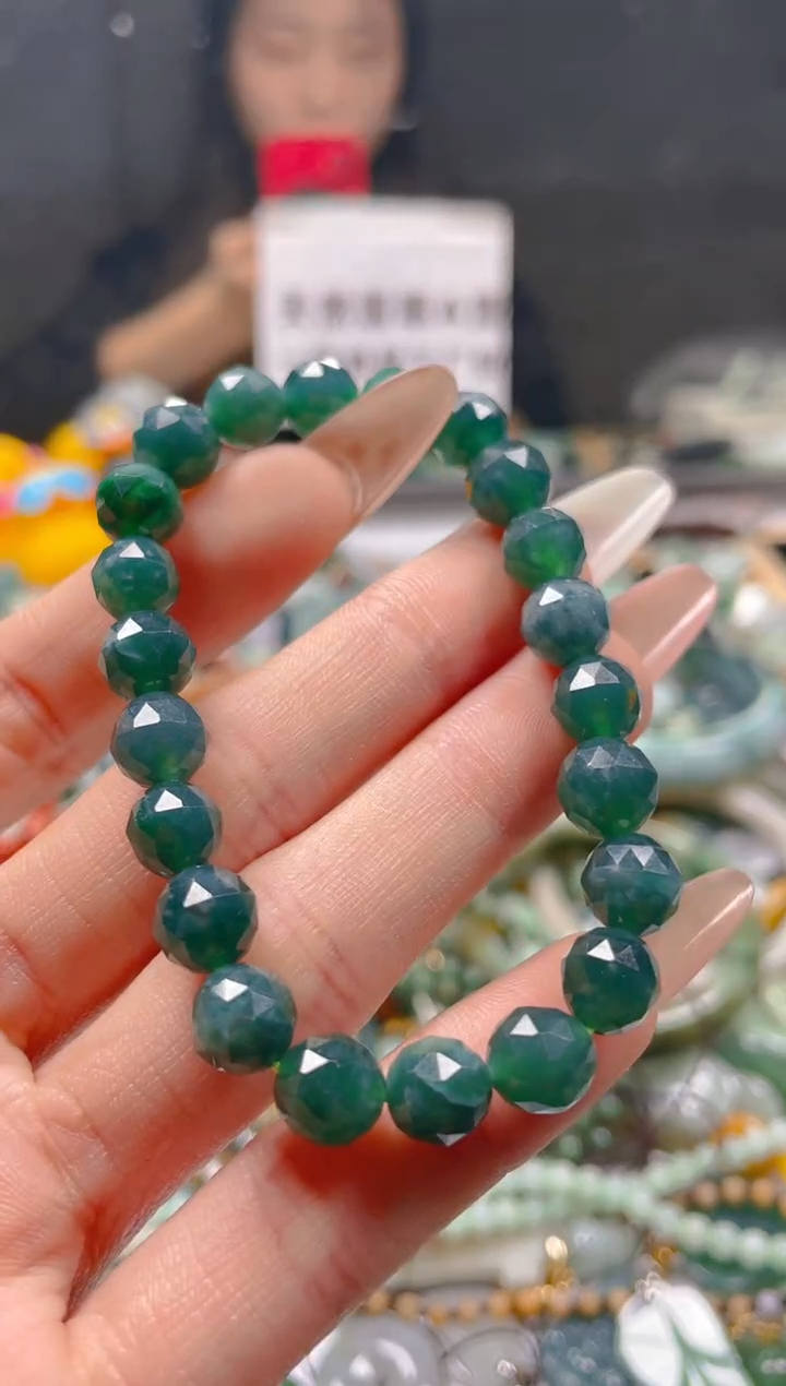 【闪购商品】翡翠颈饰未镶嵌8-9MM/C/翡翠A货一图一物