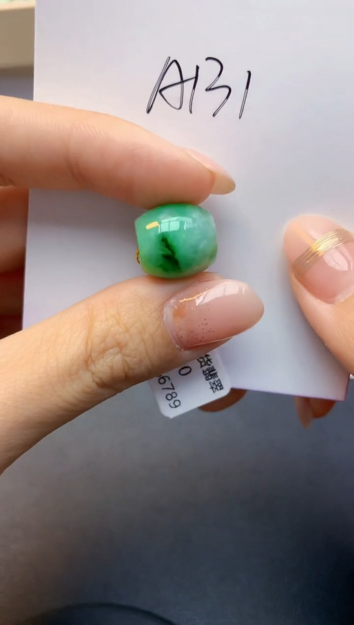 颈饰未镶嵌翡翠天然A货缅甸翡翠百元以上9元证书费自理