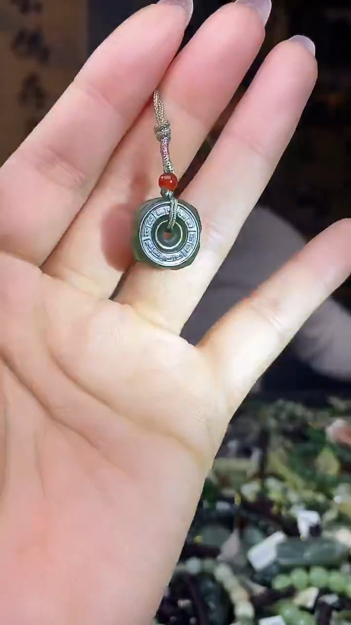 颈饰未镶嵌和田玉多样性发货，拍一发一