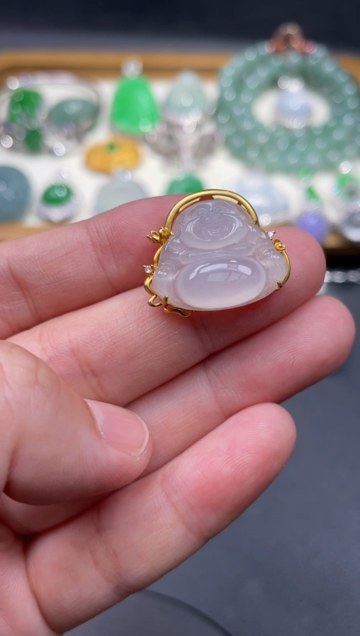 【闪购商品】翡翠颈饰18K金镶嵌64..........