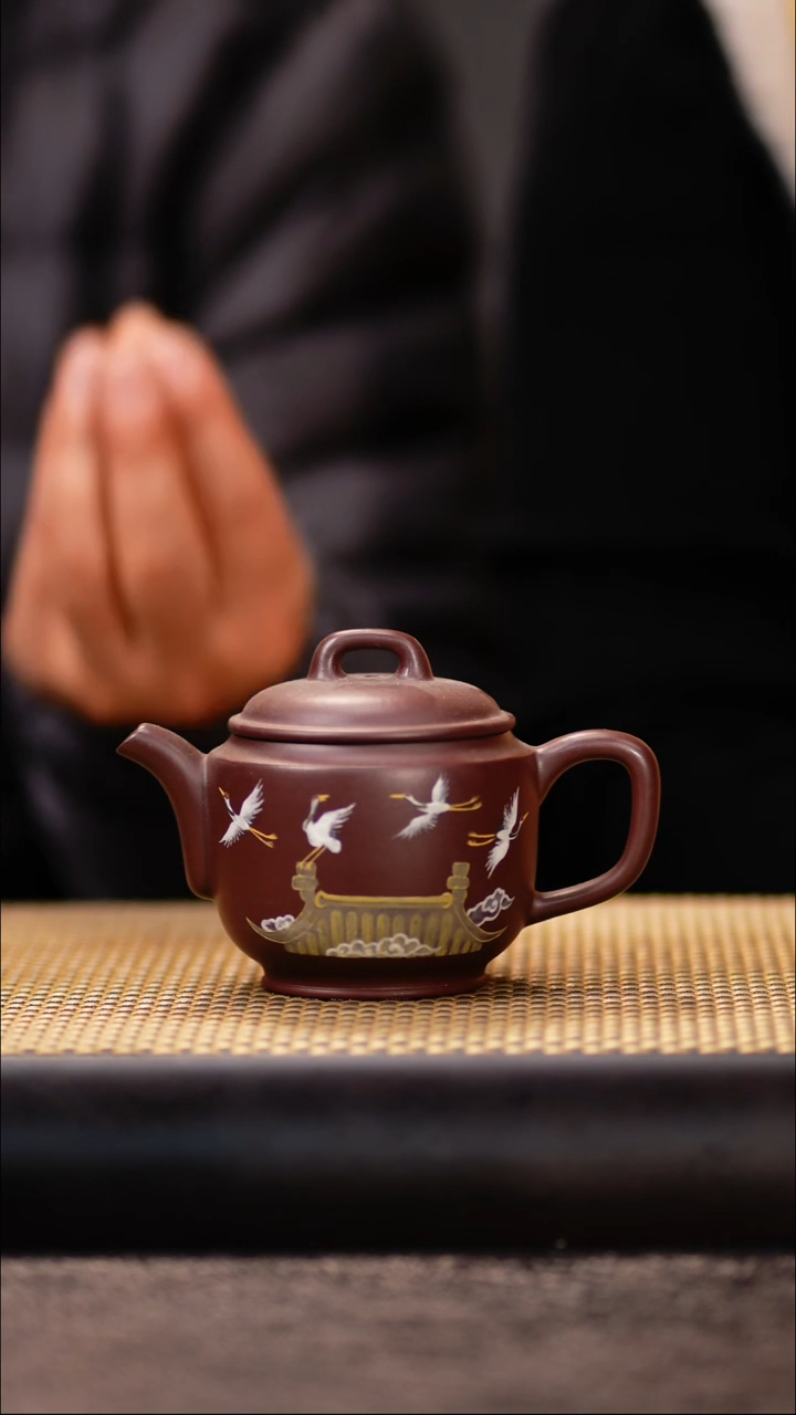 TZP46龙血砂瑞鹤汉罐