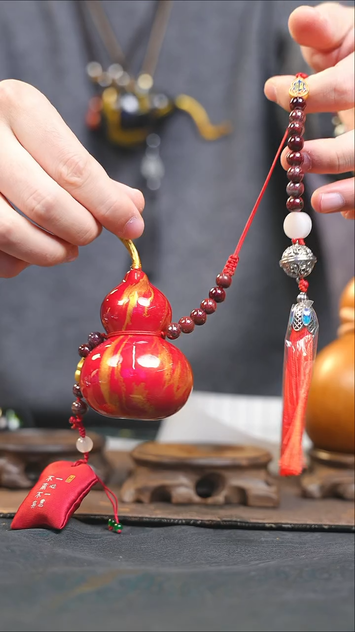 【闪购商品】RH122漂漆精致小手捻{未开口}