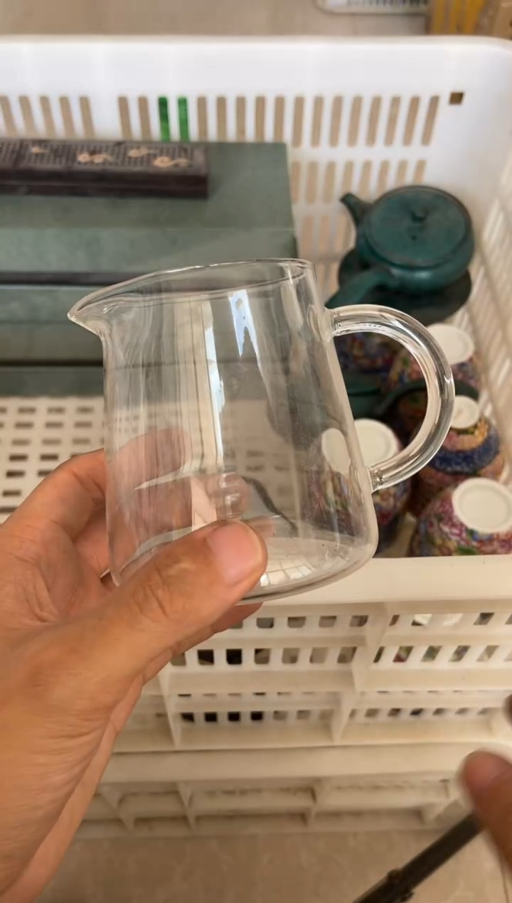 杯摄影的产品有使用过的痕迹有点脏介意勿拍